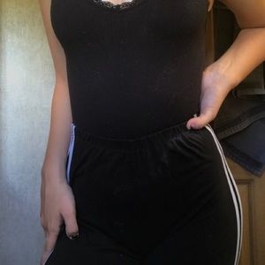 Double white striped, black tights 🖤‼️